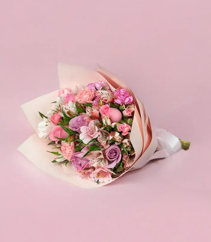 ramo-de-rosas-y-astromelias-ec